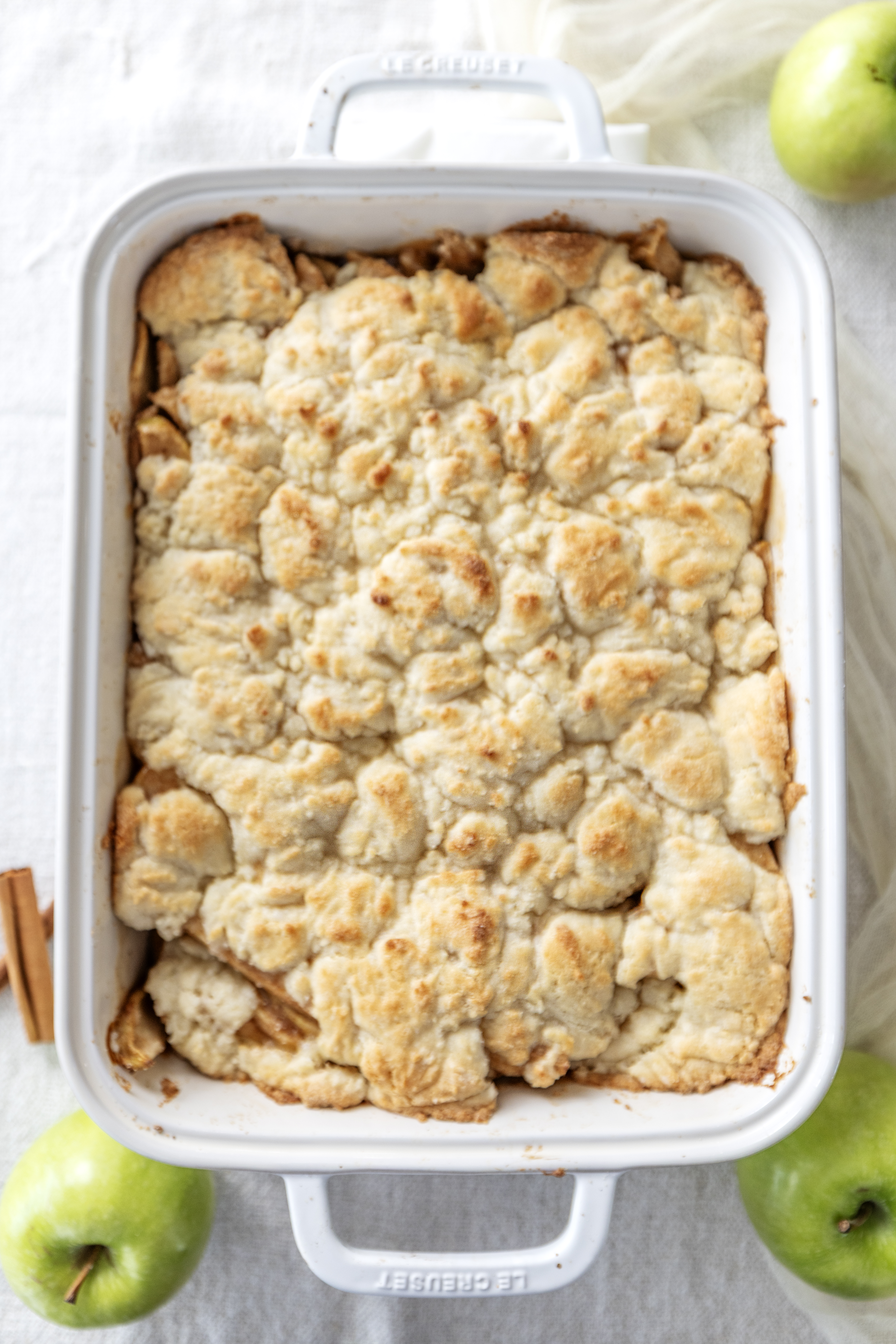 Apple Cinnamon Cobbler