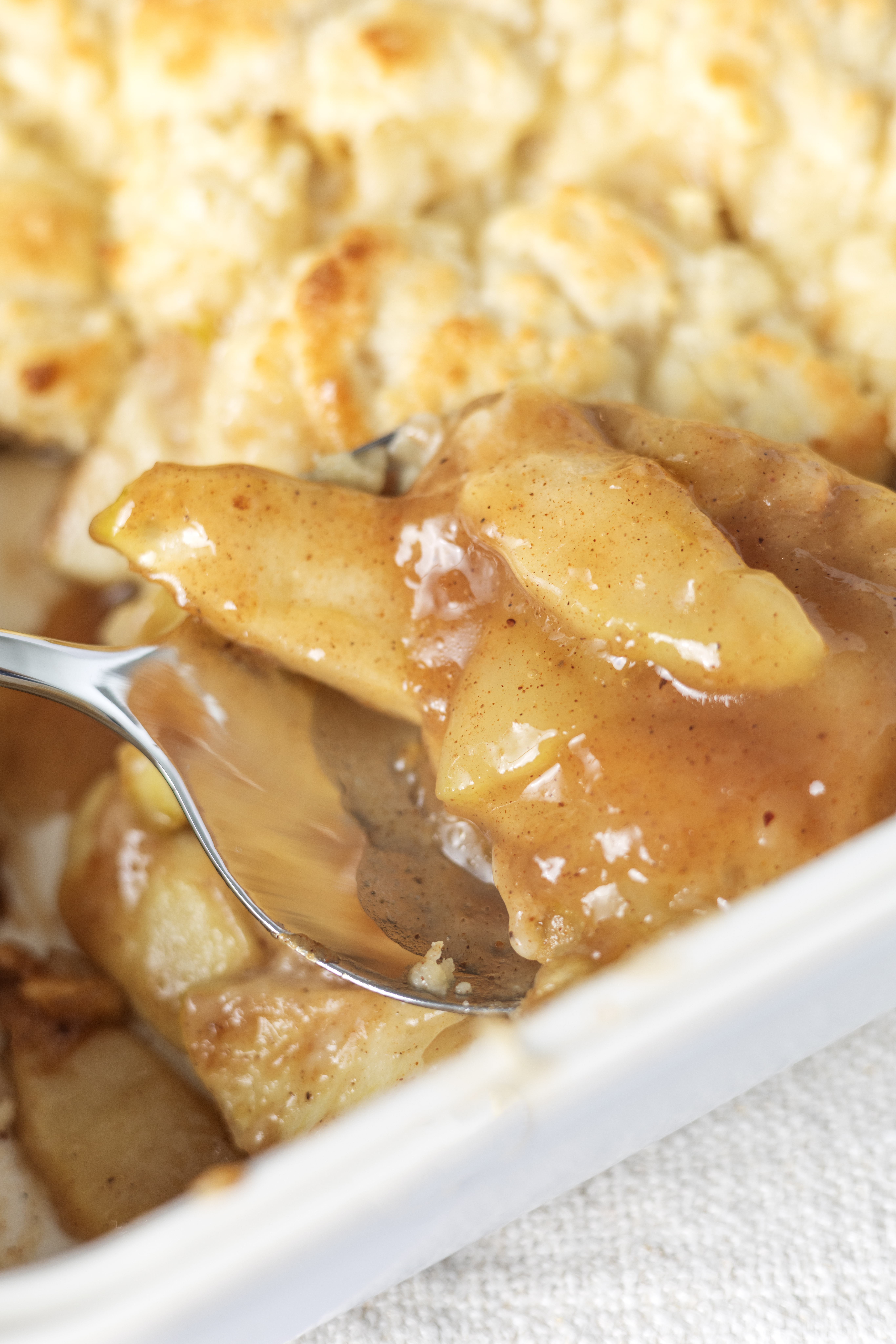Apple Cinnamon Cobbler