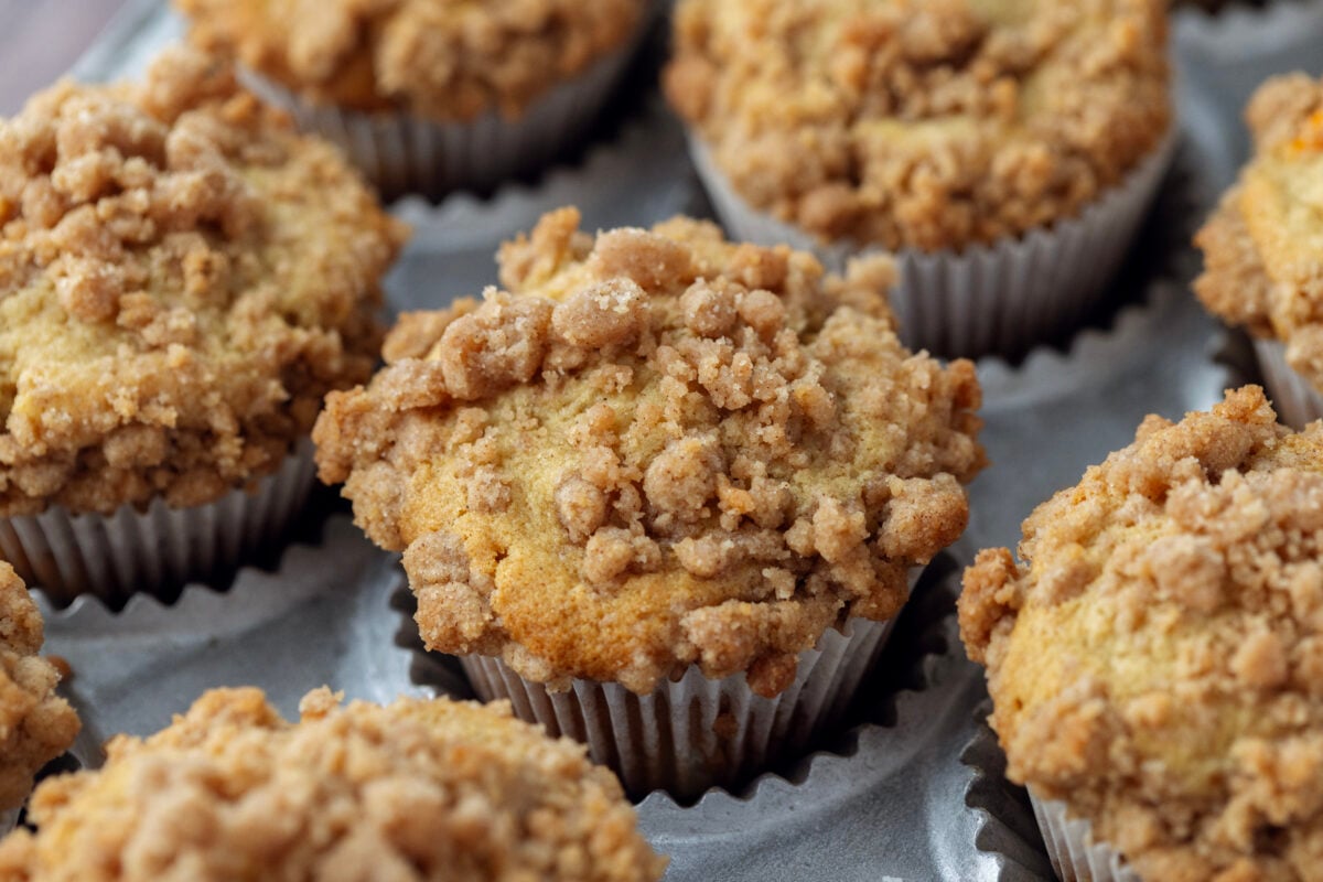 Peach Muffins with Crumb Topping