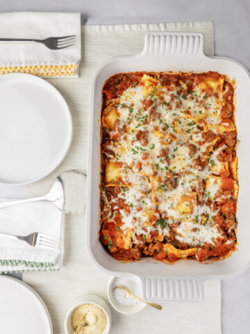 Easy Baked Cheesy Ravioli
