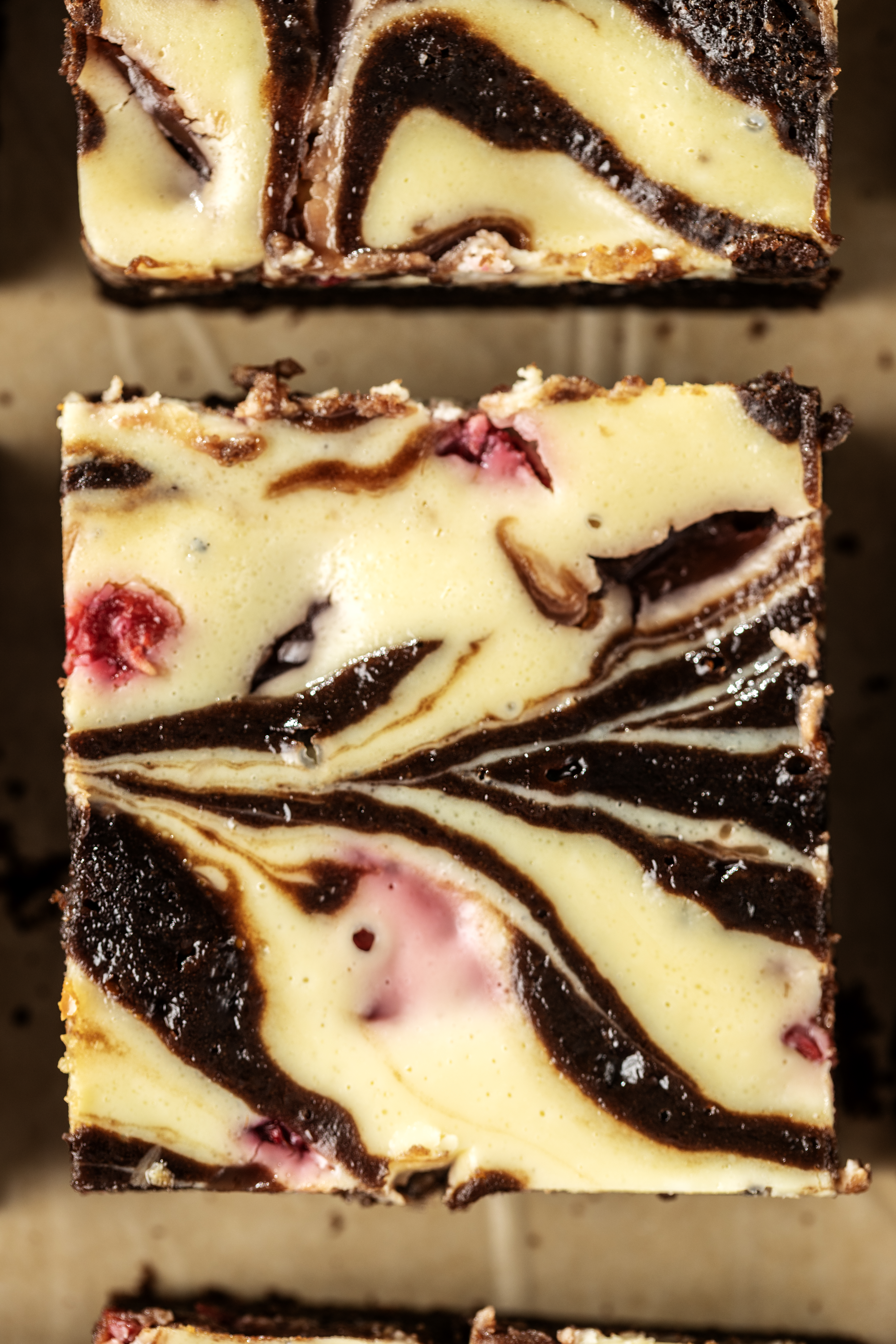 Easy Raspberry Cheesecake Brownies
