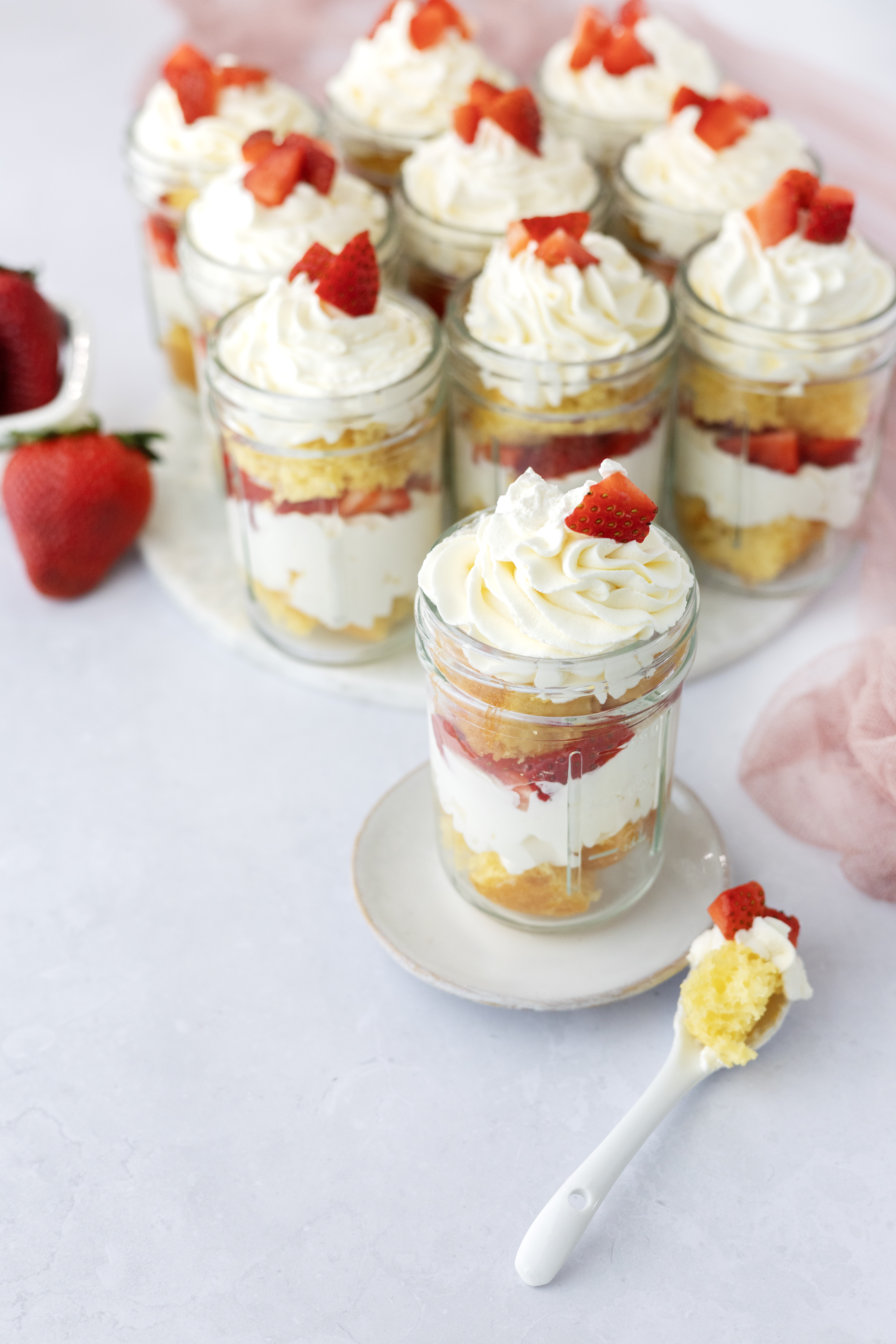 Easy Strawberry Shortcake Trifle