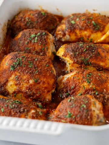 Easy Oven Baked Chicken Thighs