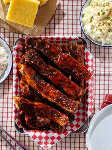 Oven baked spareribs