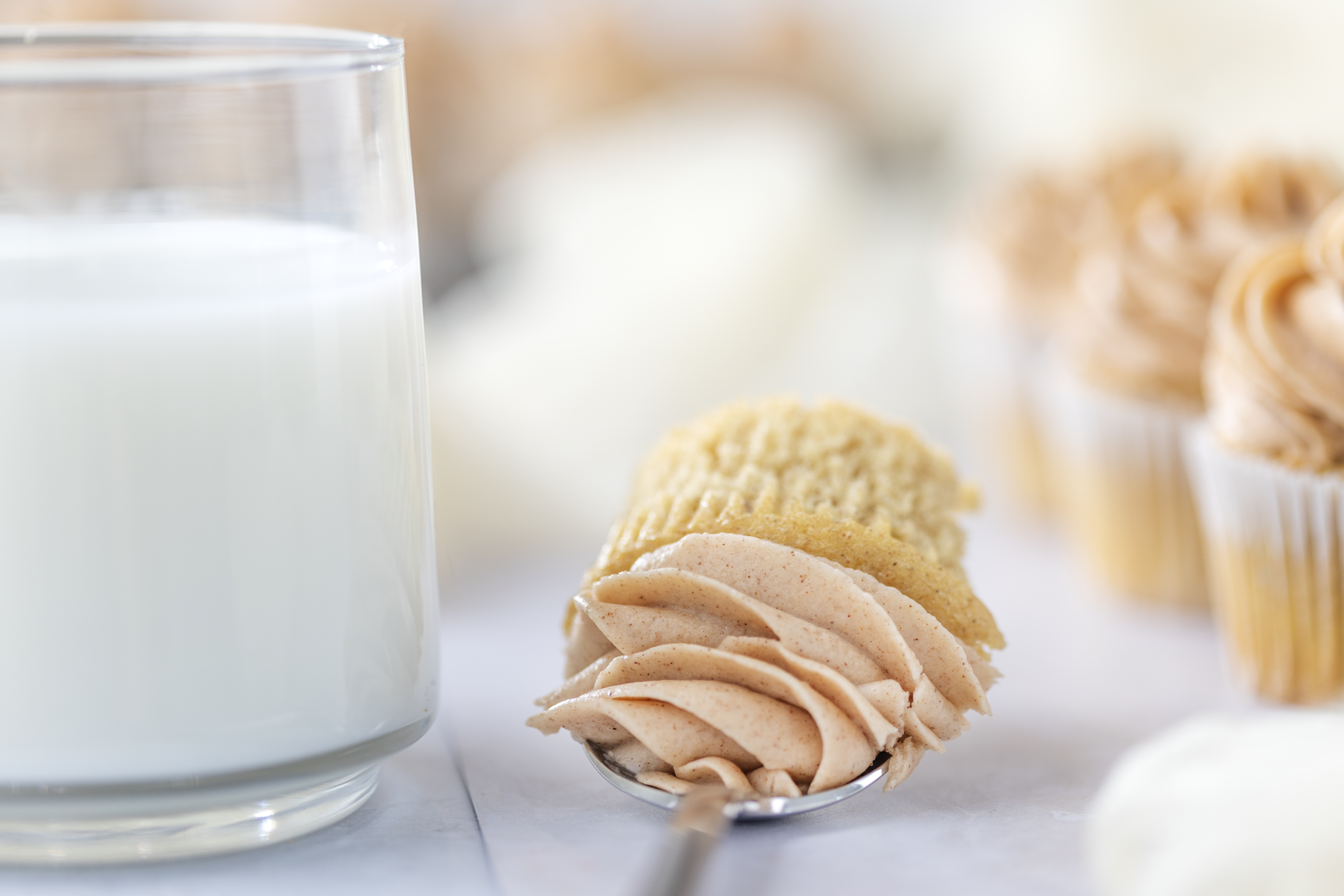 Easy Snickerdoodle Cupcakes
