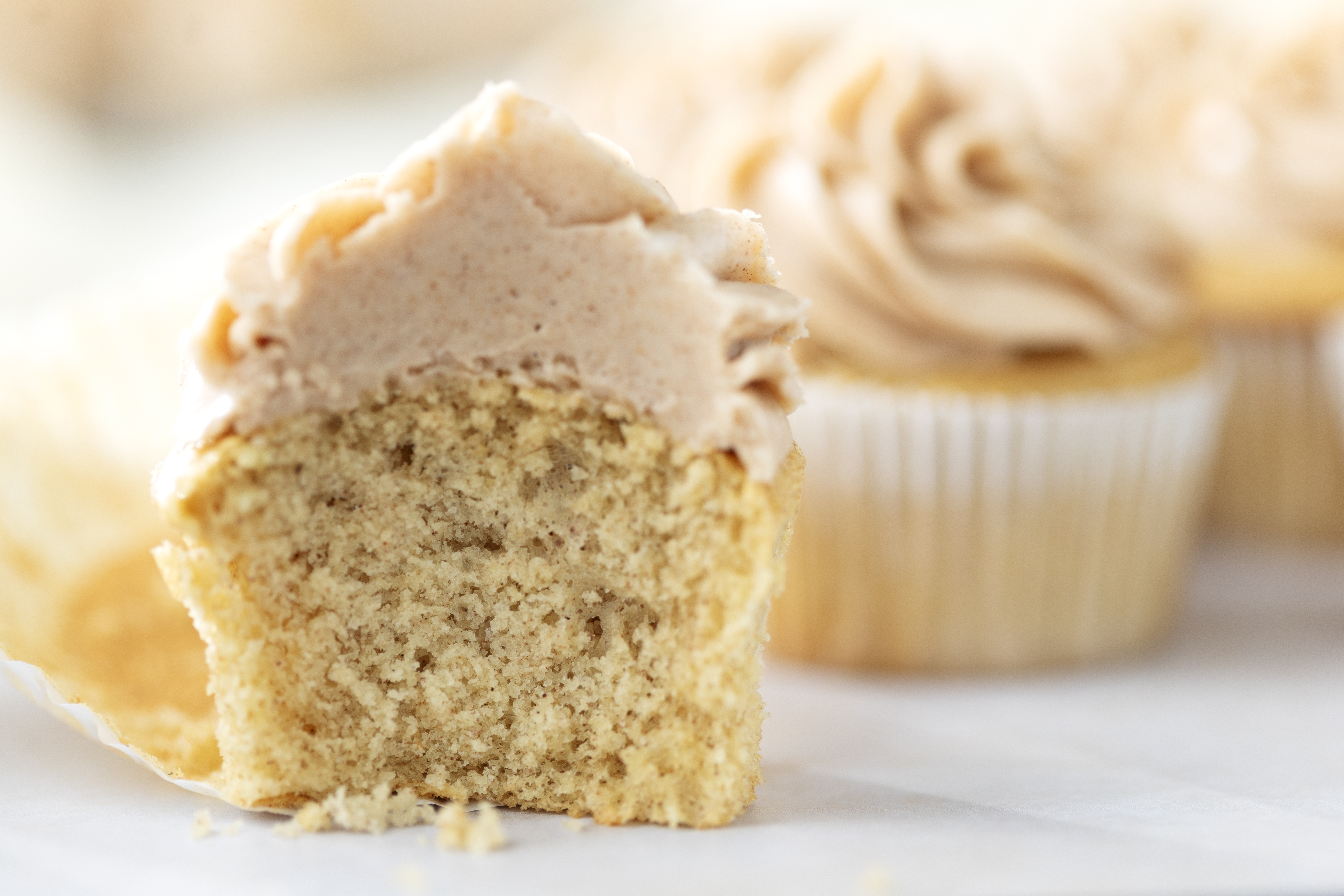 Easy Snickerdoodle Cupcakes