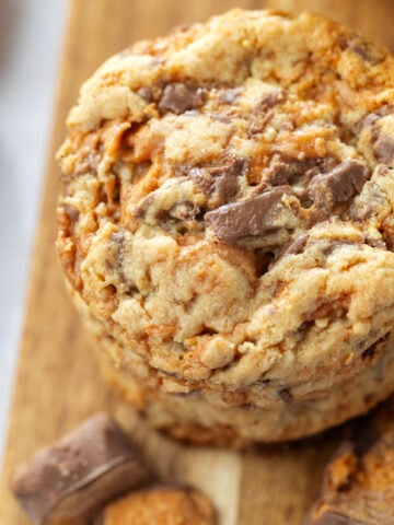 Peanut Butter Butterfinger Cookies