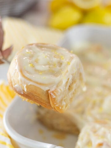 The Best Lemon Rolls