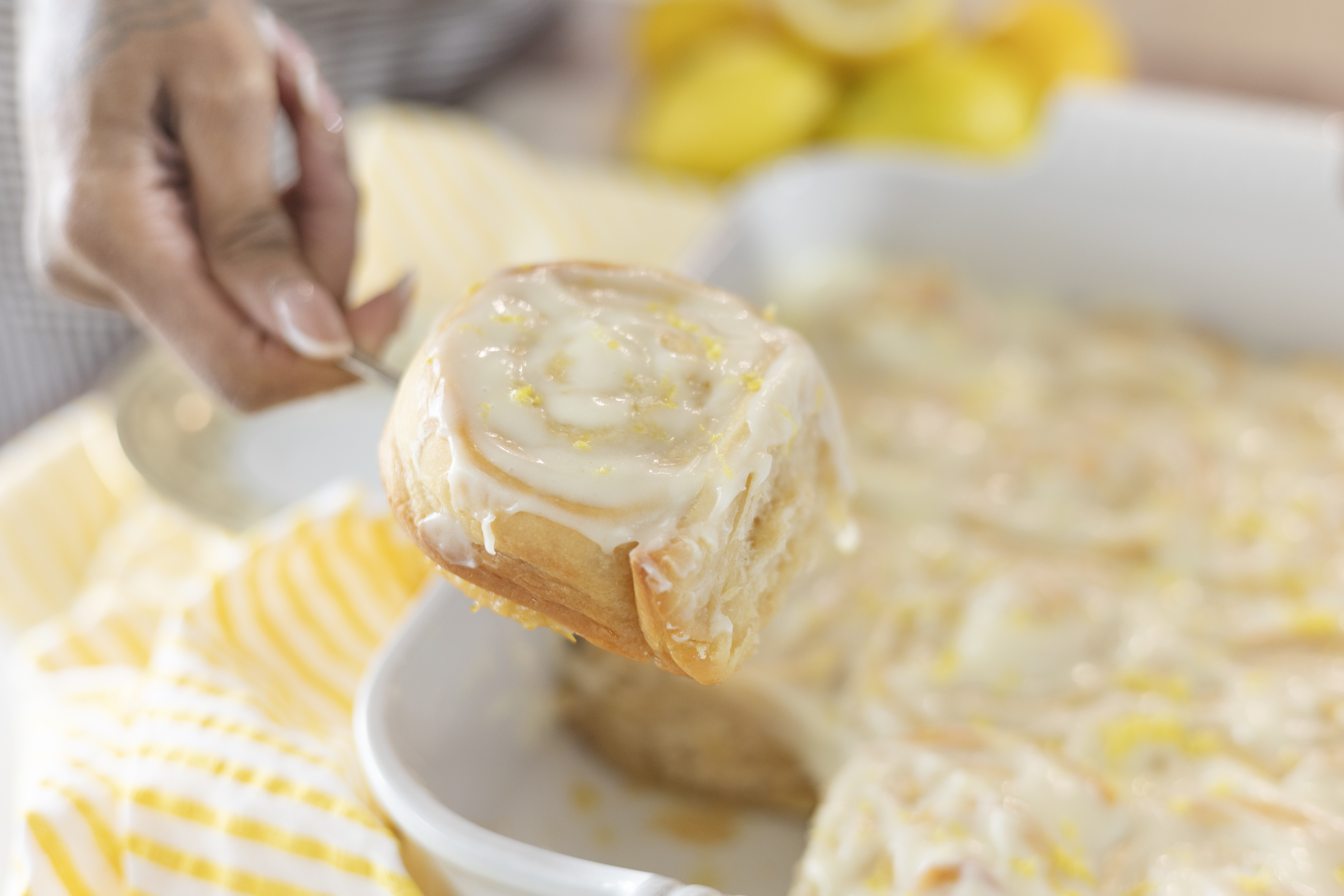 The Best Lemon Rolls