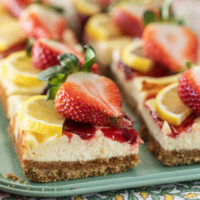 Strawberry Lemonade Cheesecake Bars
