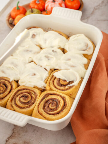 The Best Pumpkin Cinnamon Rolls