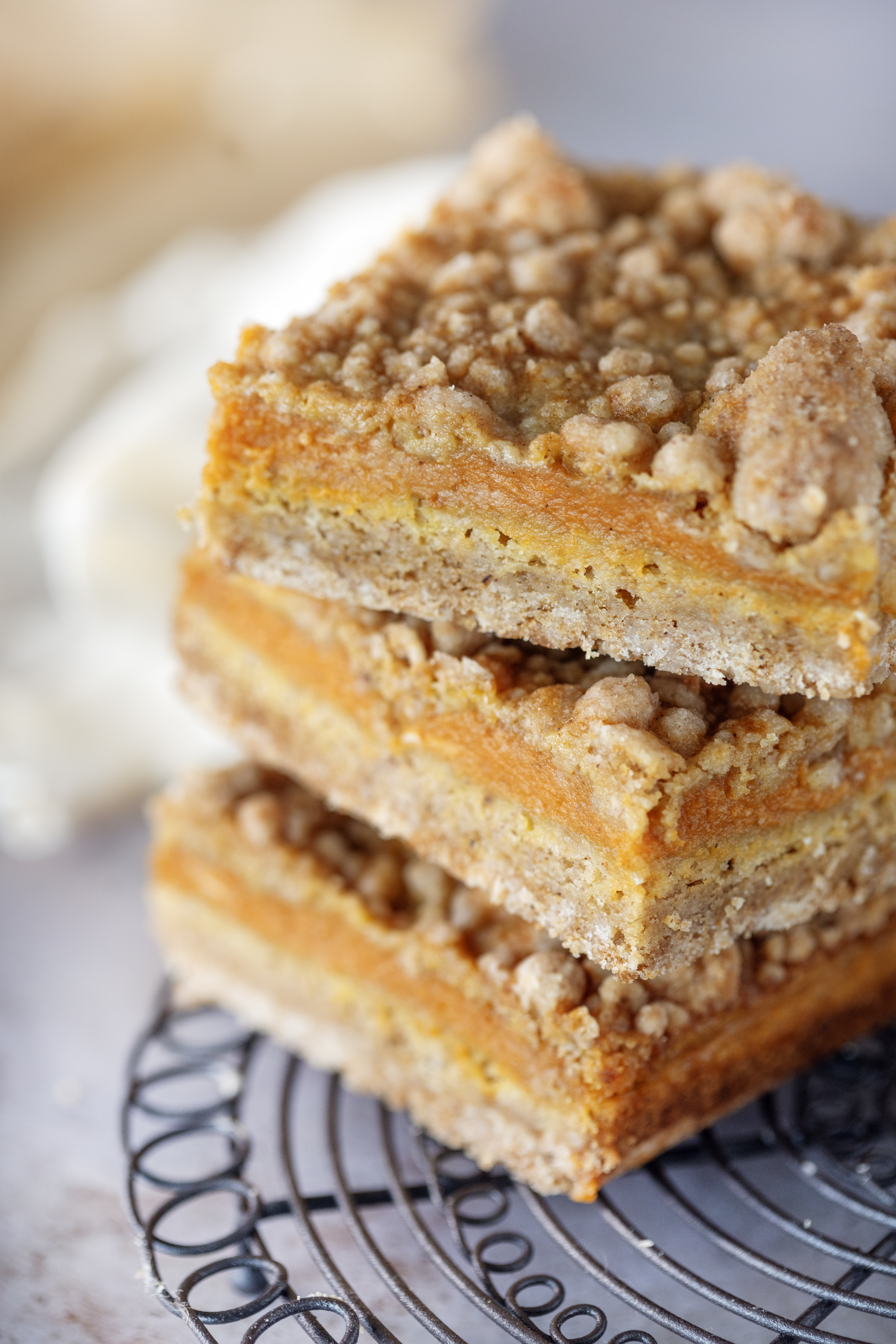 Easy Pumpkin Pie Bars