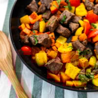 Healthy Steak Bites with Sweet Potatoes and Bell Peppers