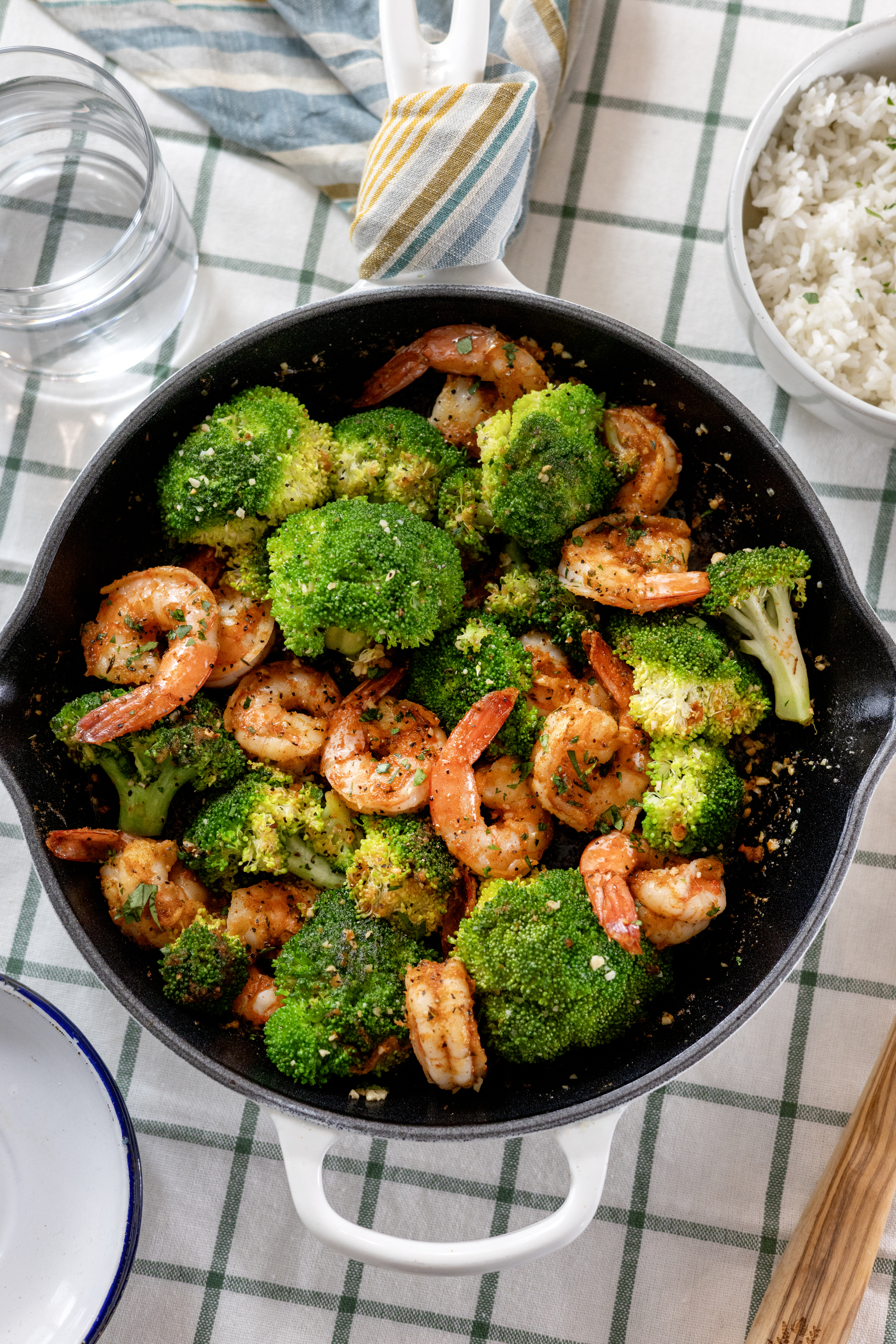Healthy Shrimp and broccoli skillet