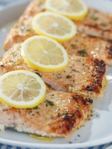 Baked Lemon Garlic Salmon