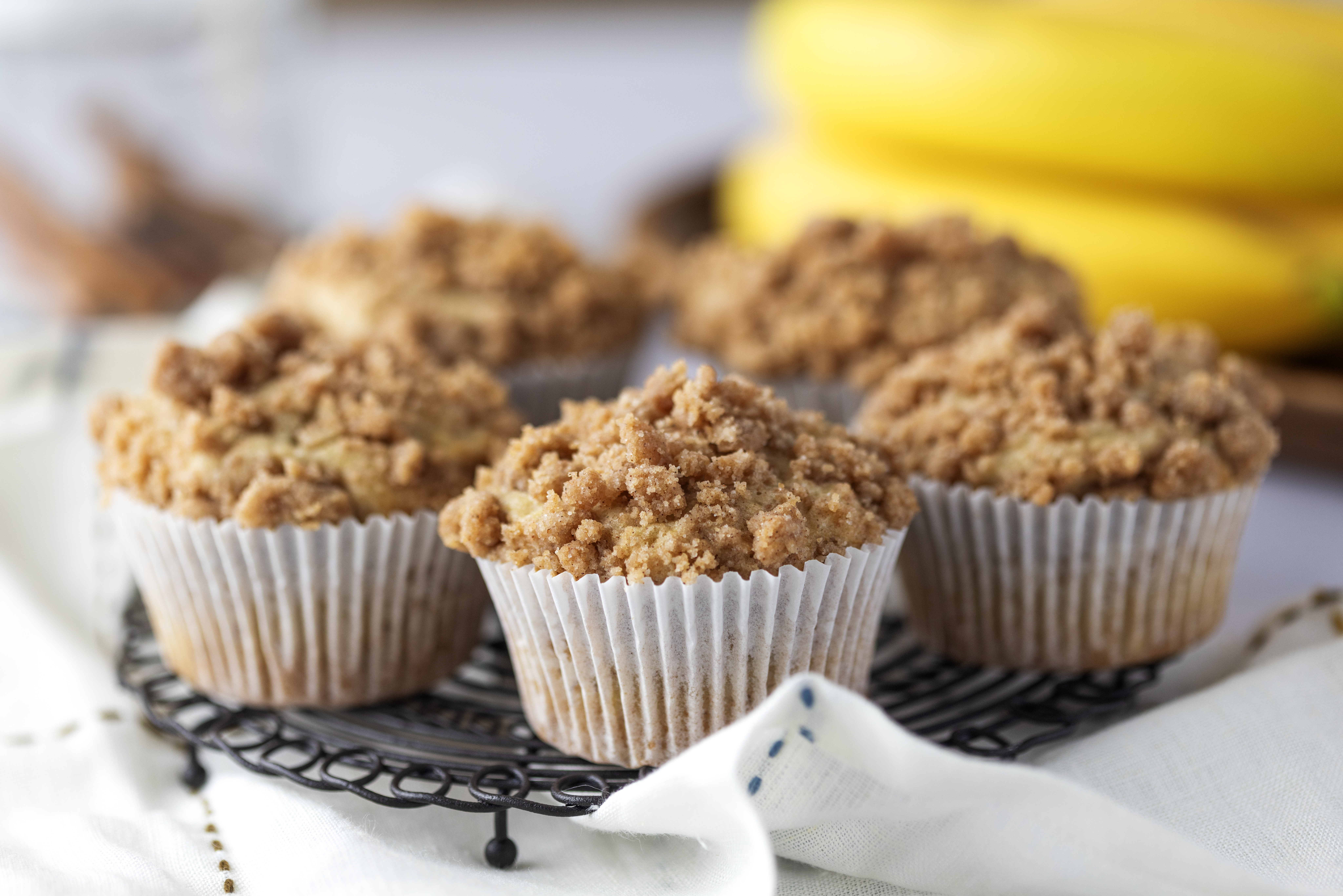 Banana Muffins With Streusel Topping