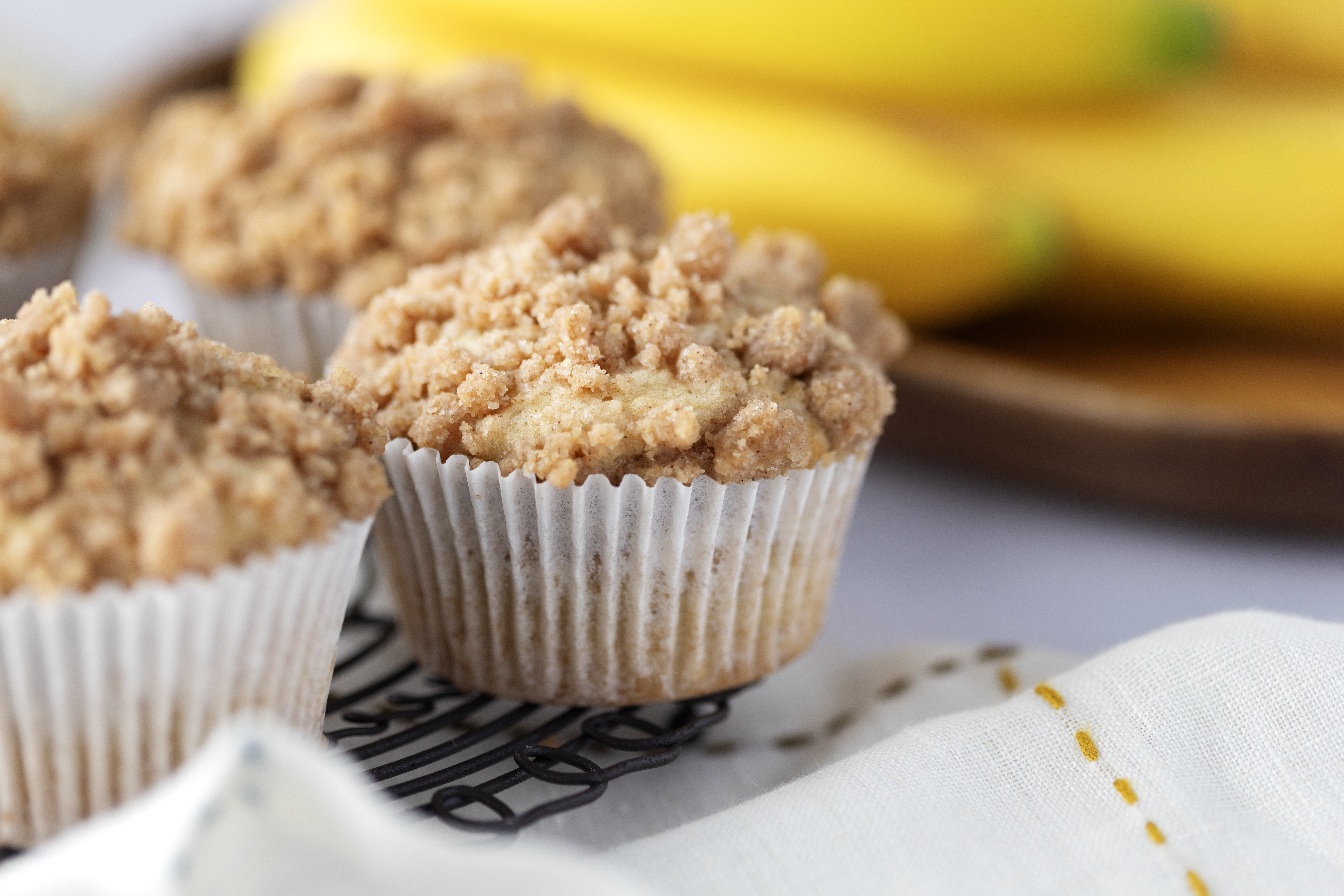Banana Muffins With Streusel Topping