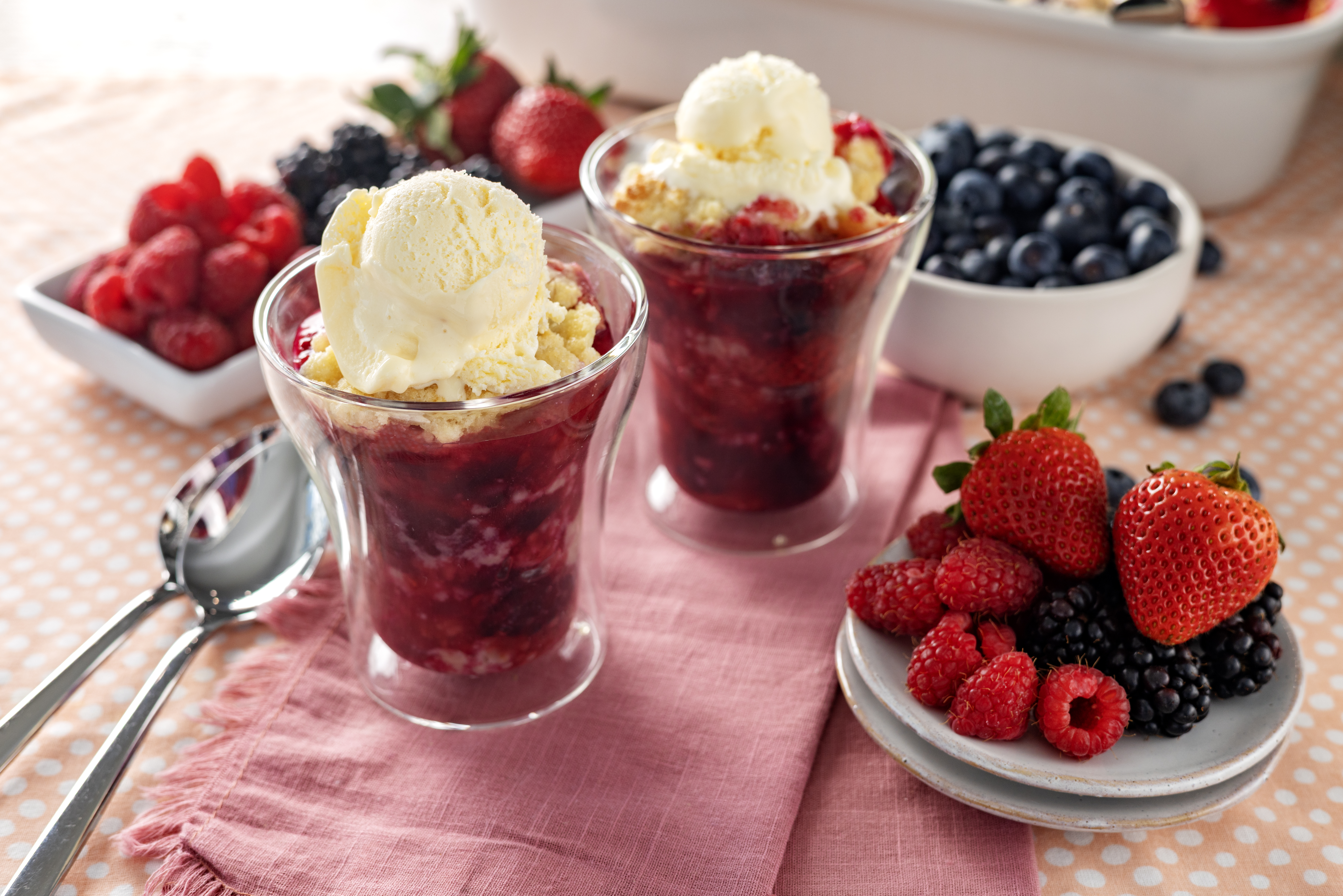 The Best Berry Cobbler