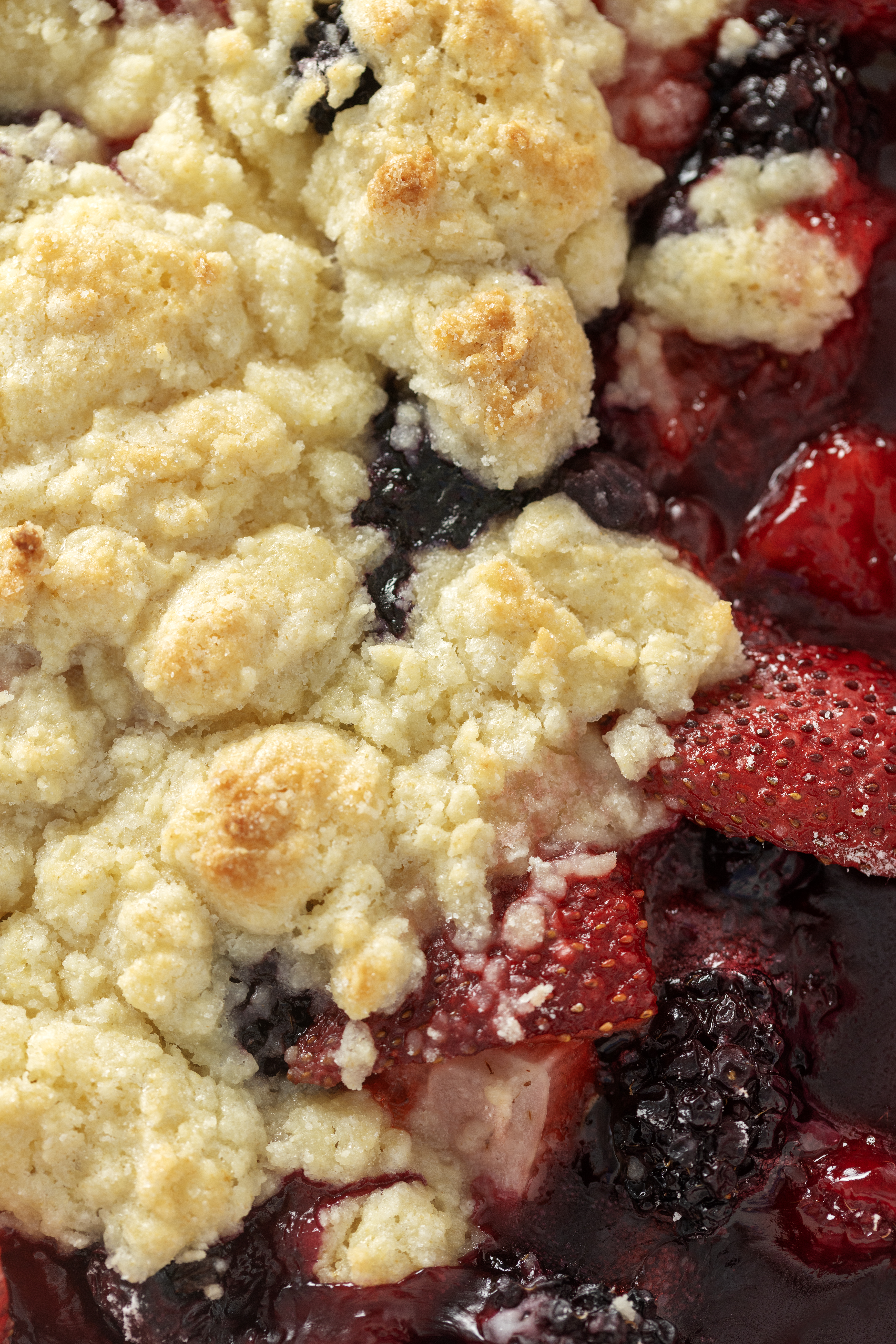 The Best Berry Cobbler