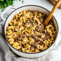 Easy Ground Beef and Noodles