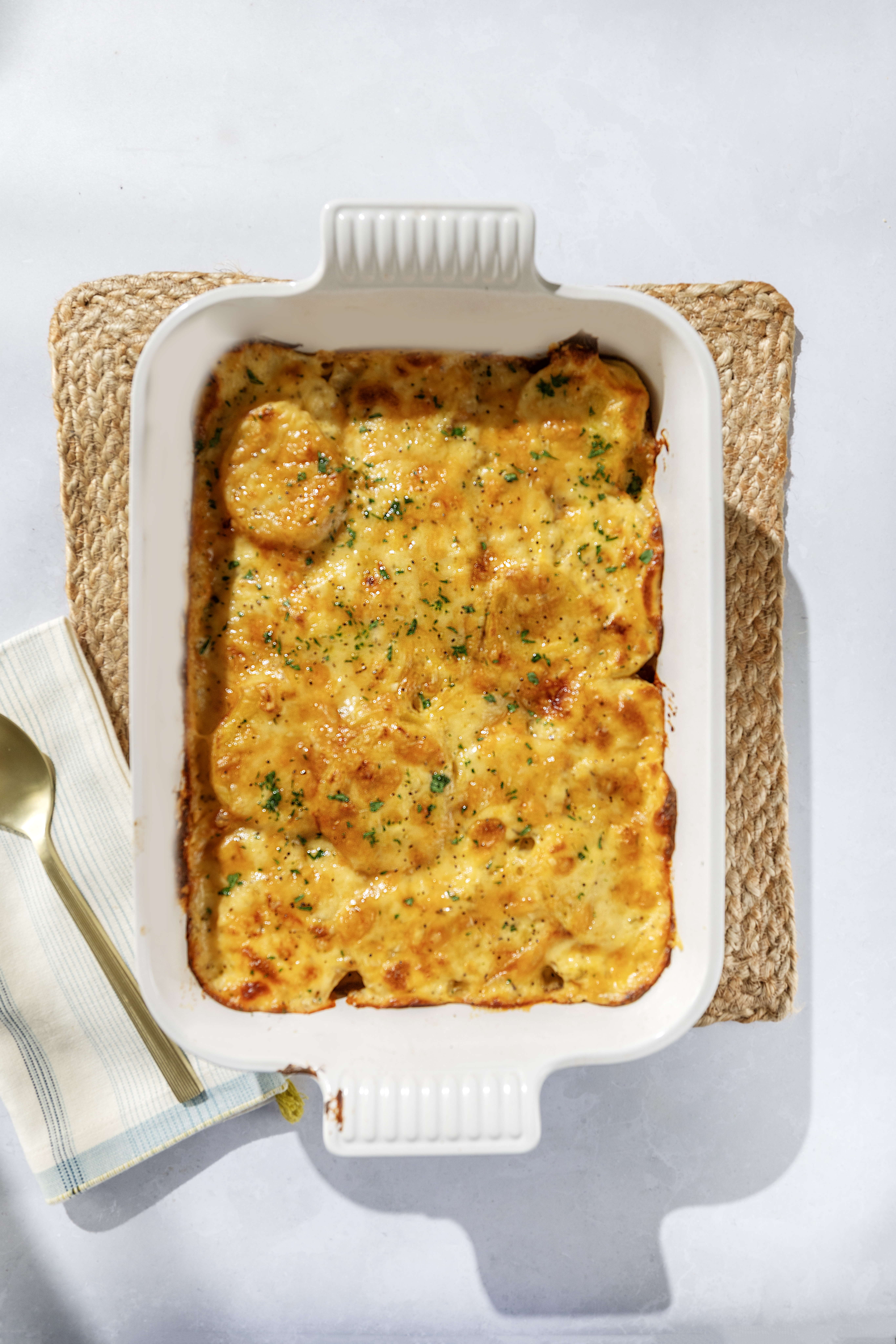 Cheesy Au Gratin Potatoes 