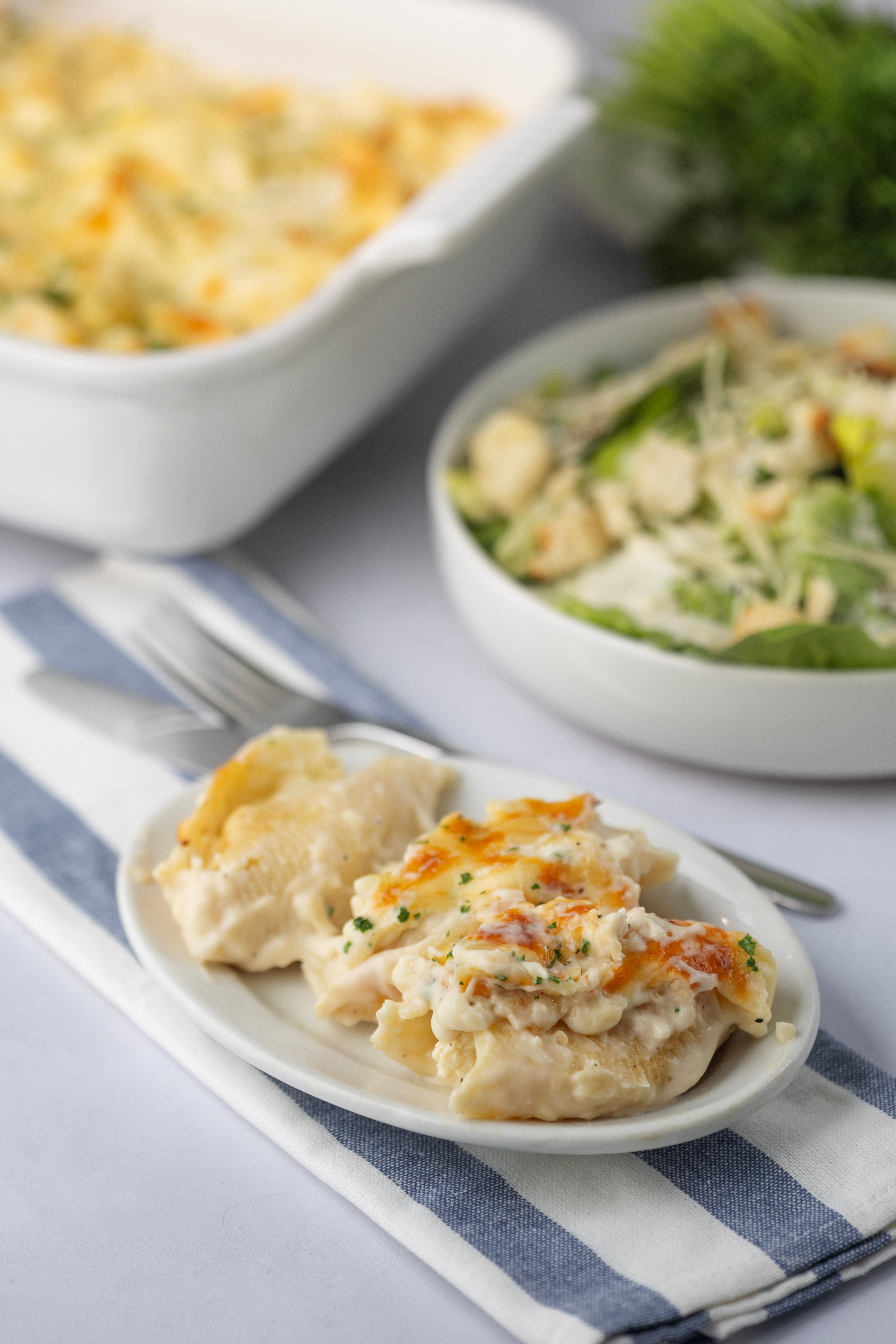 Cheesy Chicken Alfredo Stuffed Shells