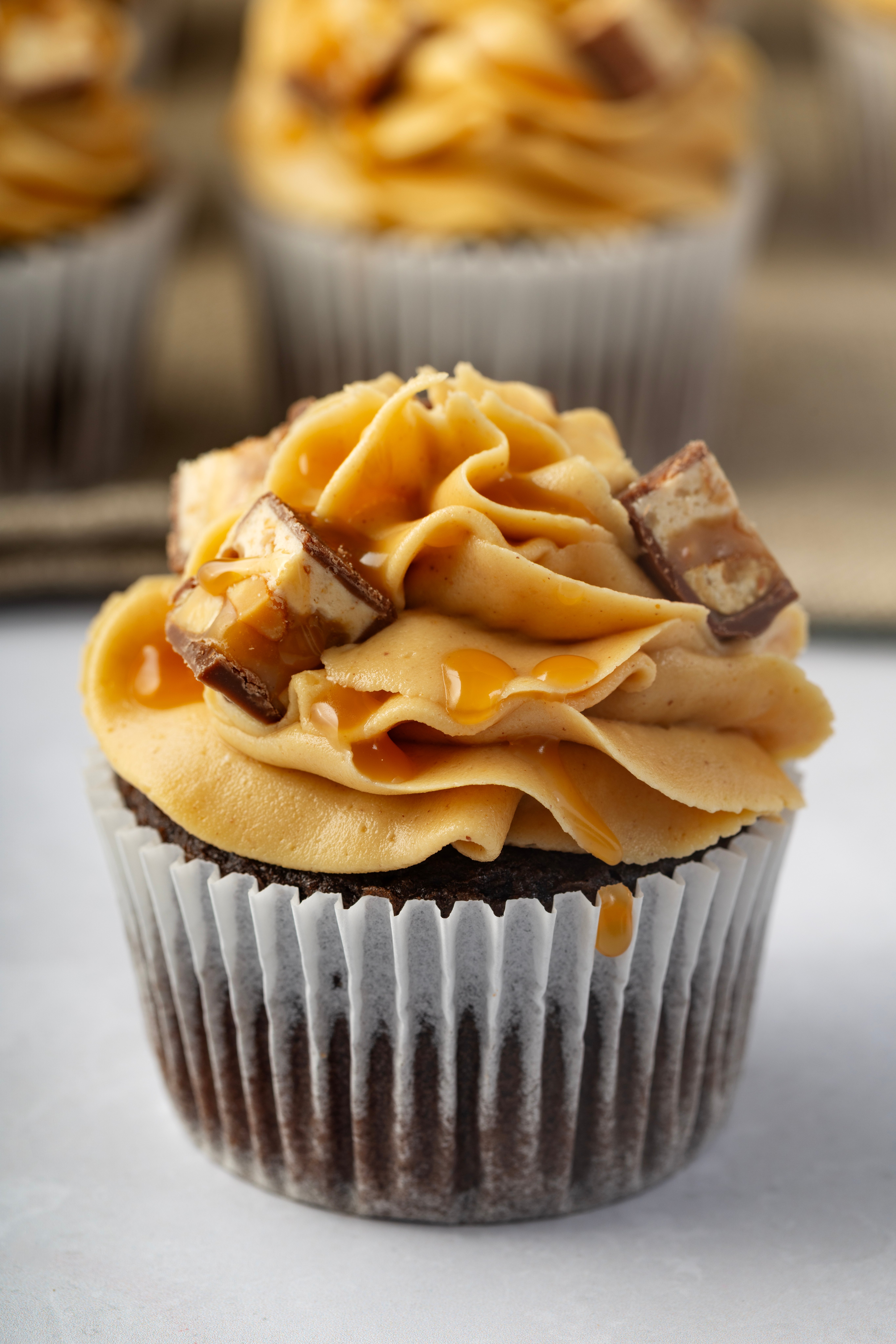 Chocolate Snickers Cupcakes