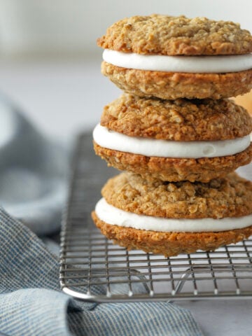 Easy Oatmeal Cream Pies