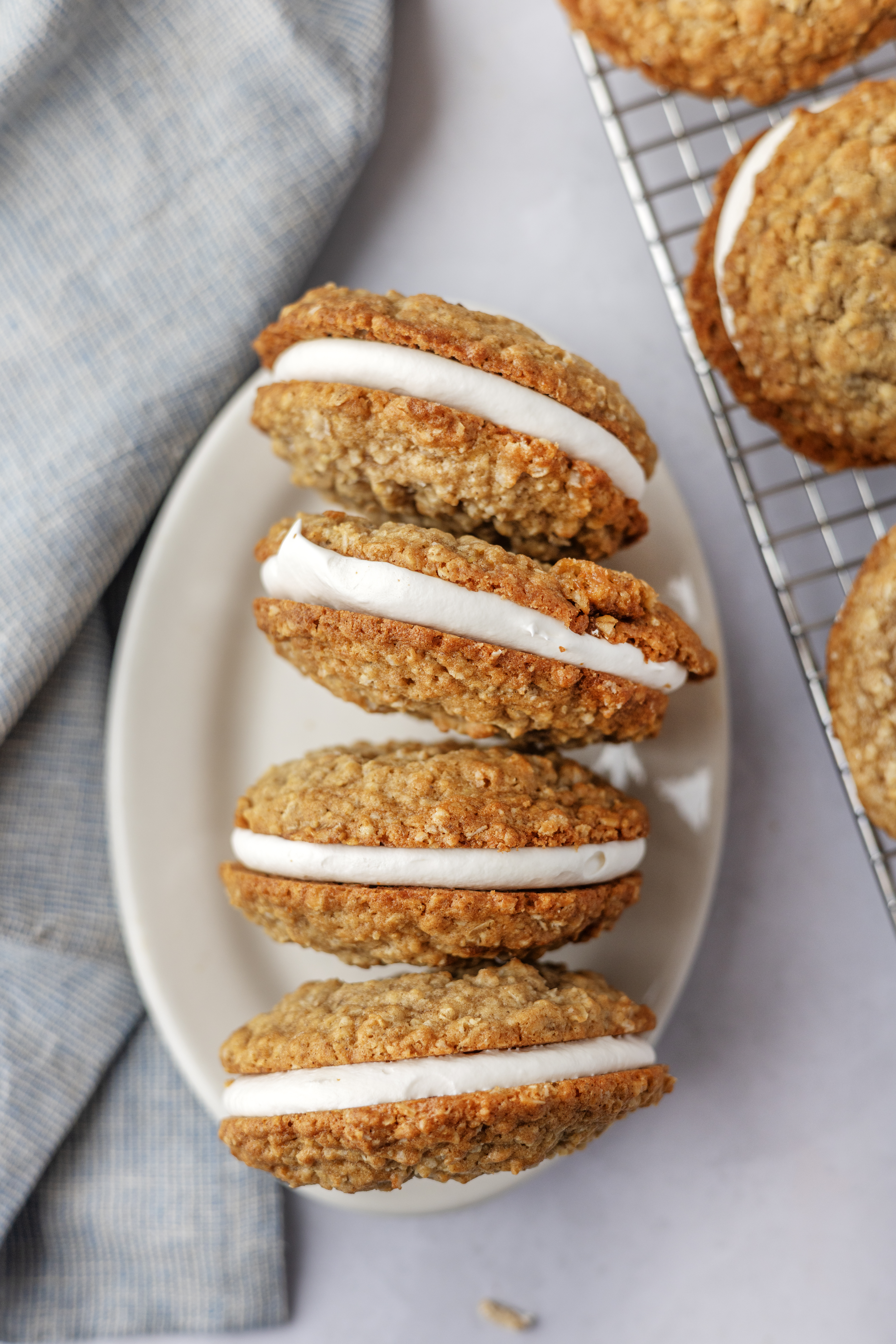 Easy Oatmeal Cream Pies