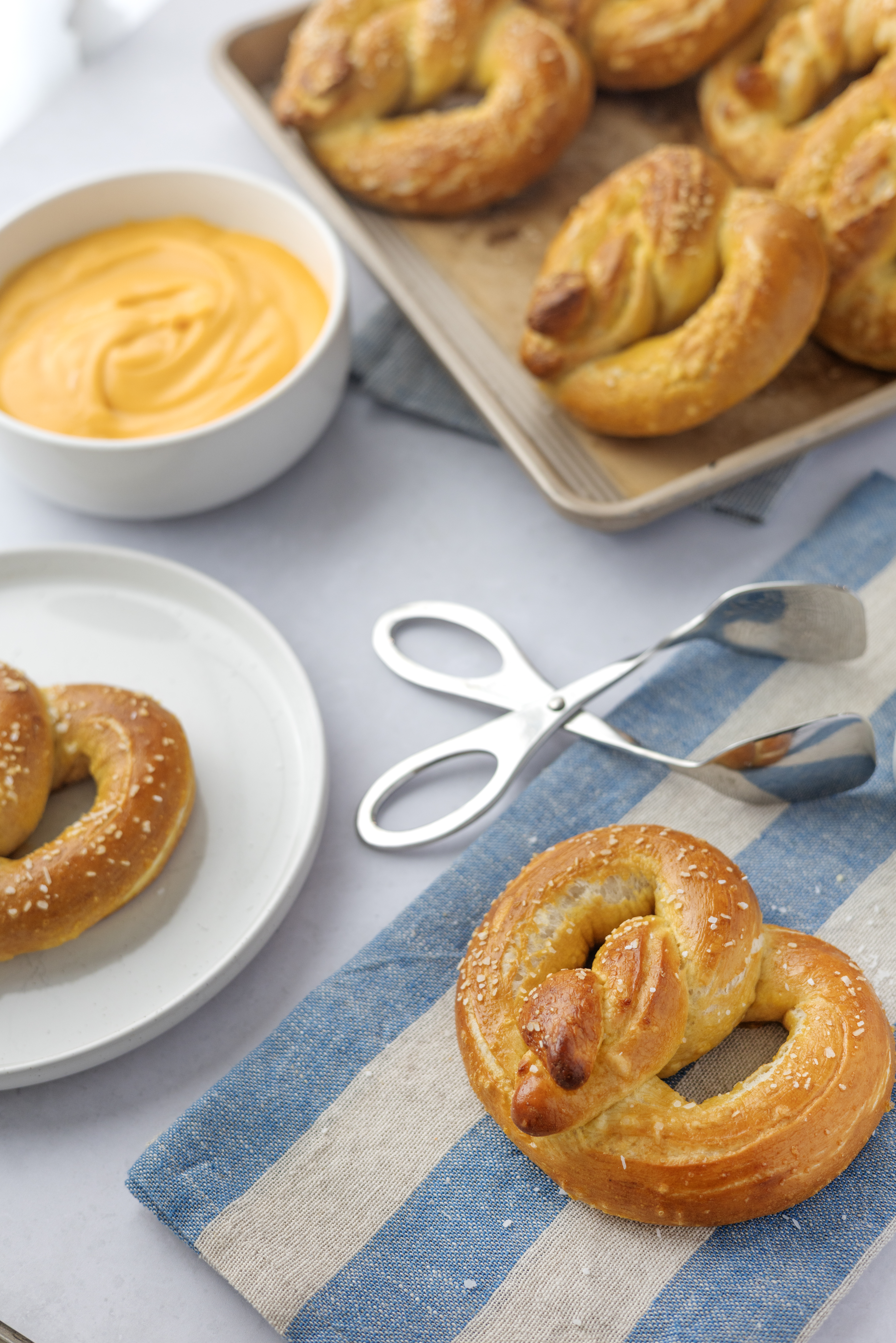 Easy Homemade Soft Pretzels