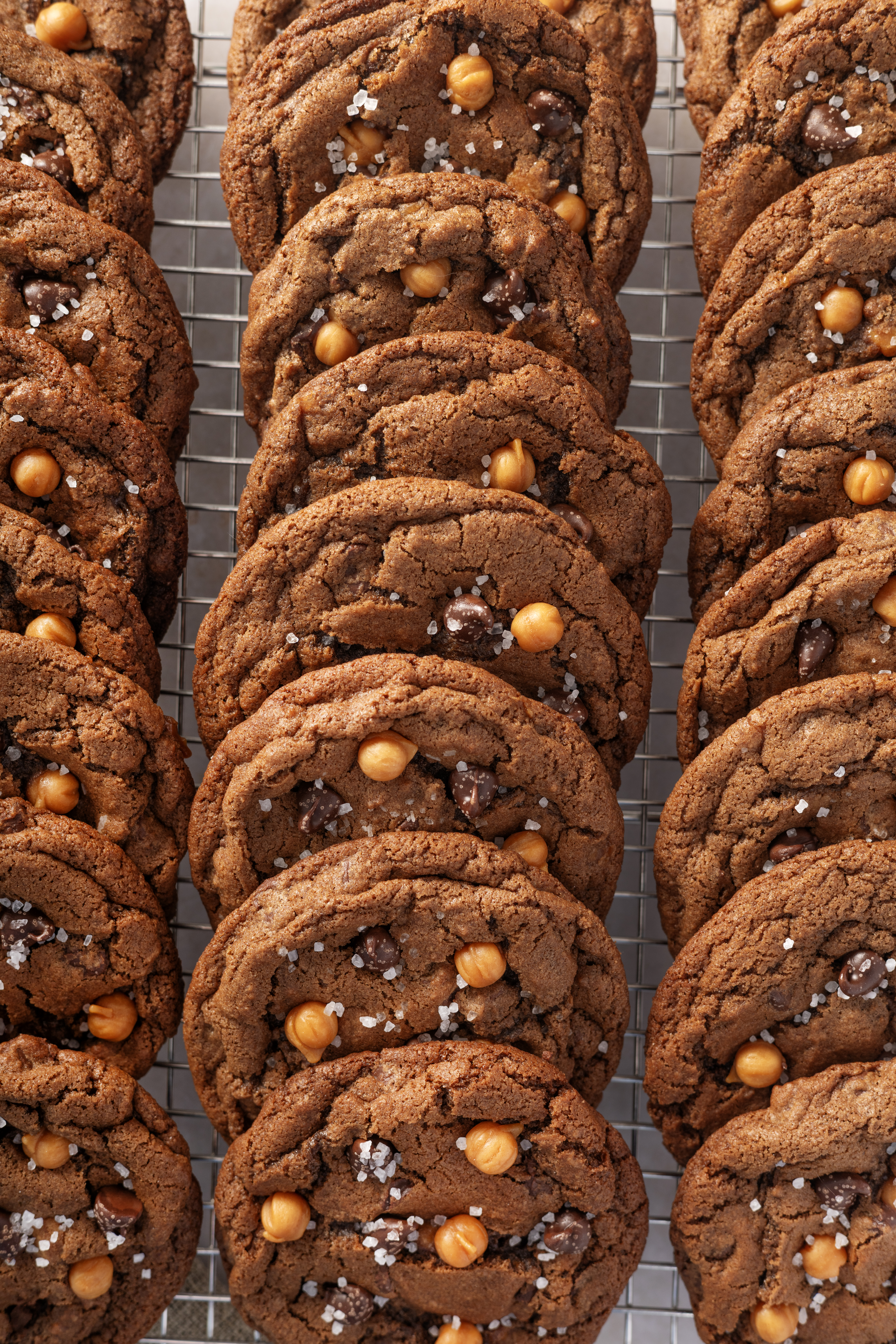 Easy Chocolate Salted Caramel Cookies