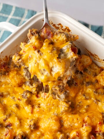 Bacon Cheeseburger Tater Tot Casserole